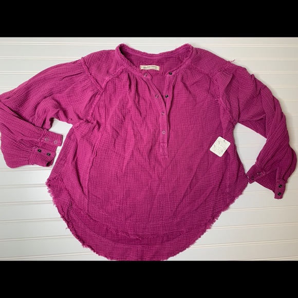 Free People Tops - FREE PEOPLE PURPLE ROUNDED HEM BEACH DAY HENLEY PULLOVER TOP Tunic Small NEW